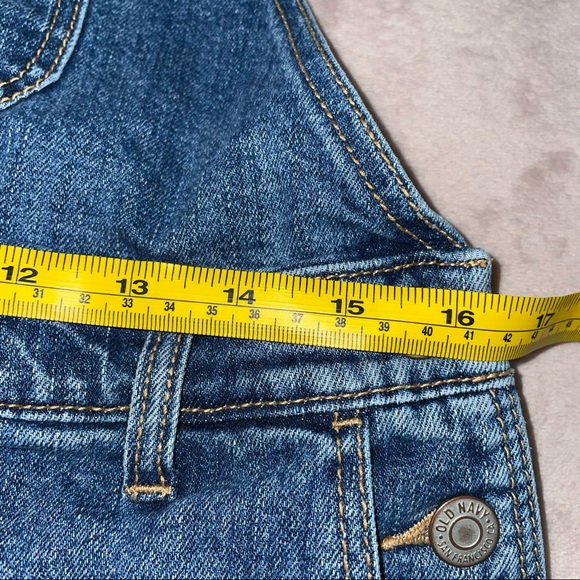 Old navy distressed overall short size M - Picture 6 of 8